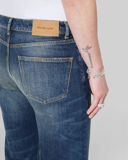 straight blue faded jeans