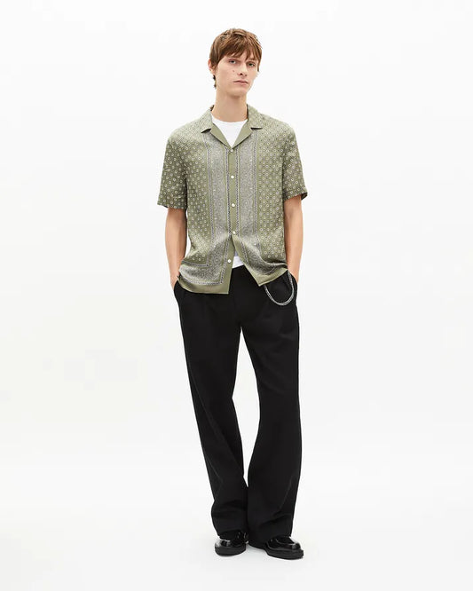 Khaki bandana print short-sleeve shirt