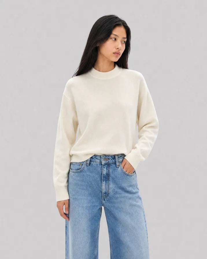 Ecru wool and cashmere sweater